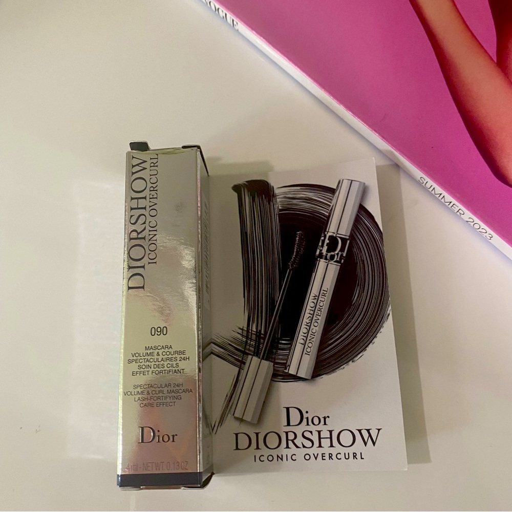 Dior Diorshow Iconic Overcurl Mascara Black 090 0.13 Oz 4 mL Travel Size